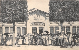 Delcampe - SEINE ET MARNE  77  NOISIEL  SORTIE DES OUVRIERS  INDUSTRIE  USINE - Noisiel