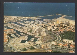 DF / 66 PYRENEES ORIENTALES / CANET EN ROUSSILLON / VUE AÉRIENNE DU PORT / CIRCULÉE EN 1988 - Canet En Roussillon