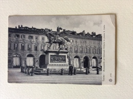 Delcampe - Torino Monumento Ad Emanuele Filiberto In Piazza S. Carlo Non Viaggiata F.p. - Autres Monuments, édifices