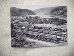 Delcampe - VUE AERIENNE...PLUSIEURS TRAINS ET RHIN - Bingen