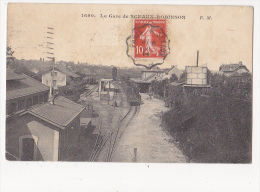 Delcampe - Cpa La Gare De SCEAUX ROBINSON Train Sur Voie EM 1690 - Sceaux