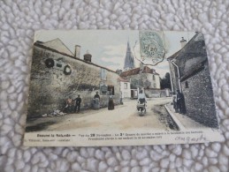 A280. CPA. 45.  BEAUNE LA ROLANDE. Rue Du 28 Novembre. Le 3ème Zouave.  Beau Plan Animé.  écrite & Voyagée - Beaune-la-Rolande