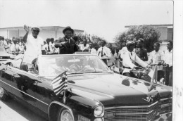 Delcampe - ABIDJAN VISITE OFFICIEL DU PRESIDENT DU LIBERIA M TOLBERT AVEC LE PRESIDENT DE LA COTE D´IVOIRE  M HOUPHOUET-BOIGNY - Elfenbeinküste