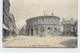 Delcampe - SEDAN - Place De La Halle. - Sedan