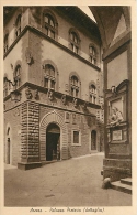 Delcampe - AREZZO. UNO SCORCIO DEL PALAZZO PRETORIO. CARTOLINA PRIMI DECENNI DEL '900 - Arezzo