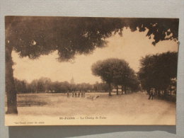 Delcampe - Ref4109 JU CPA Animée De Saint Junien (Limousin) - Le Champ De Foire - Au Grand Livre - Saint Junien
