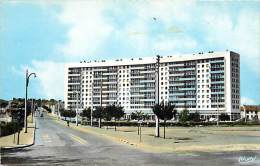 Delcampe - Depts Div - Maine Et Loire -ref AA127 - Cholet - Cite De  Lattre De Tassigny - Groupement Des Architectes De Cholet - - Cholet