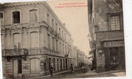Delcampe - LA COTE-SAINT-ANDRE L'HOTEL DE VILLE ET L'ECOLE MATERNELLE - La Côte-Saint-André