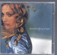Disque CD MADONNA Ray Of Light Candy Parfume Girl Shanti Ashtange Frozen Mer Girl Little Star The Power Of Good Bye - Other & Unclassified