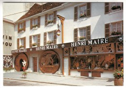 Delcampe - 39 - Arbois - Les Deux Tonneaux Rue De L'Hôtel De Ville - Place De La Liberté Salons De Dégustation Des- Editeur: Protet - Arbois