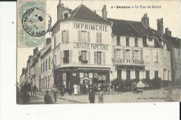 Delcampe - Briennon  89     La Place Du Marché  Tres Tres Animée -Imprimerie-Librairie-et Café Du Balcon - Brienon Sur Armancon