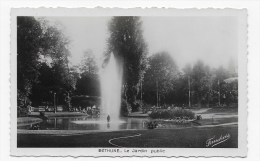 Delcampe - BETHUNE - LE JARDIN PUBLIC - CARTE FORMAT CPA NON VOYAGEE - Bethune