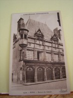 Delcampe - RIOM (PUY-DE-DOME) LES BANQUES. MAISON DES CONSULS. - Riom