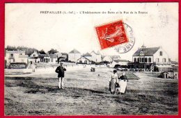 Delcampe - 44  PREFAILLES - L'établissement Des Bains Et La Rue De La Source - Préfailles