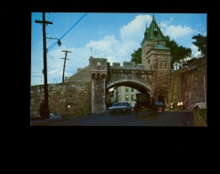 QUEBEC Canada : La Porte KENT Gate / Vintage American Car Voiture Américaine Automobile - Québec – Les Portes