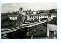 Espelette : Le Pont & Le Quartier De L'église (n°5440 Chatagneau Dentelée) - Espelette