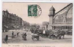 CPA - 76 - LE HAVRE - La Place De La Gare Et Boulevard De La République - Stazioni