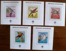 CENTRAFRIQUE Oiseaux, Scout, Scoutisme, Rapaces, Birds, Vögel, 5 BLOCS DE LUXE; NON DENTELE, **   MNH, IMPERF - Aigles & Rapaces Diurnes