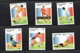 LOT 643 - CAMBODGE N° 1319/1324** -  FOOTBALL  Cote 12.75 € - Unused Stamps