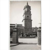 JNTP7770-LFTD3482.Tarjeta Postal De JAEN.Edificios,arboles,calles.TORRE DE SAN MIGUEL En ANDUJAR.Jaen. - Jaén