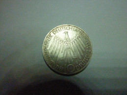 Pièce En Argent De 10 DeutschMark Silver  Jeux Olympiques Munich 1972 - SPIELE DER XX OLYMPIADE IN DEUTSCHLAND - Commemorative