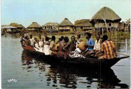 Afrique - Bénin -  Ganvié - Fête Au Village Lacustre - Benín