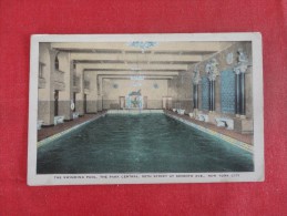 New York> New York City   Park Central Swimming Pool 55th  Street -- Ref  1798 - Manhattan