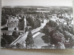 Le Chateau Et Vue Générale - Courtalain