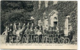 PHOTO CARD ENGLAND KENT MARIST BROTHER'S COLLEGE GROVE FERRY CANTERBURY LES CYCLISTES - Canterbury