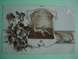 ENFANTS LITTLE GIRL MAEDCHEN Carte Fantaisie Portrait Naissance 1910 POSTCARD MAPS POSTKARTE CARTOLINA - Geburt