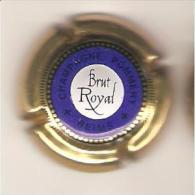 CAPSULE MUSELET CHAMPAGNE POMMERY BRUT ROYAL (lettres Noires Sur Fond Bleu) - Pomméry