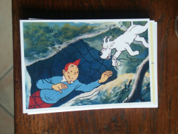 TINTIN Reproduction  CARTE POSTALE TINTIN NAGE SOUS L'EAU  HERGE - Tintin