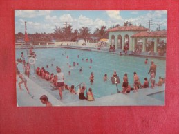 - Florida> Fort Lauderdale  Municipal Pool -1811 - Fort Lauderdale