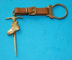 Vintage Key-ring - Alpinismo, Alpinisme, Mountain Climbing - Leather And Brass - Invierno