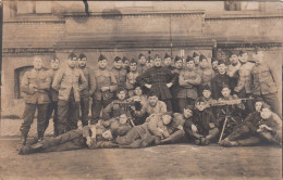 Fotokaart Militairen Met Machinegeweer, "ontvangen Van Student Moenaert Op 12-02-1923 Te Cortemarck, Kortemark (pk17344) - Kortemark