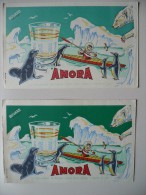 2 BUVARDS AMORA Esquimau KAYAK. Fonds VERTS CLAIR Et FONCE. Années 50. TBETAT Verre Givre Et Or, OURS, PHOQUE, PINGOUIN - Mostard