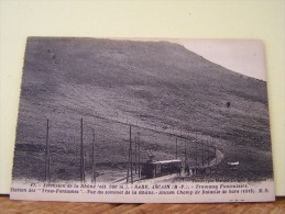 ASCAIN (PYRENEES-ATLANTIQUES) TRAMWAY FUNICULAIRE. STATION DES "TROIS FONTAINES". VUE DU SOMMET DE LA RHUNE. ANCIEN .... - Ascain