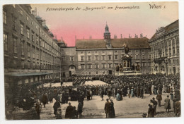 WIEN - FAHNENUBERGABE DES "BURGMUSIK" AM FRANZENPLATZ - Wien Mitte