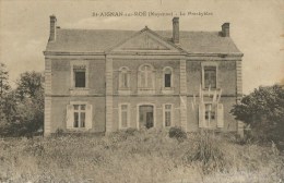 Saint-Aignan-sur-Roë (53.Mayenne) Le Presbytère - Saint Aignan Sur Rö