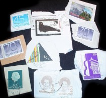 Netherlands KILOWARE MissionBag 250g (8½oz) Stamp Mixture   [vrac Kilowaar Kilovara Mixture - Kilowaar (min. 1000 Zegels)