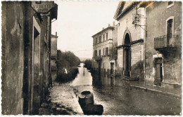 Remoulins      Innondations  Du1 Er  Octobre  1958 - Remoulins