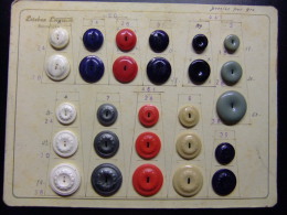 ANTIGUO MUESTRARIO DE BOTONES (MERCERIAS) - Buttons