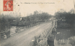 V V 906 / C P A  -CHARNY   (89) LE PONT ET LES PROMENADES - Charny