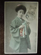 Femme Japonaise En Kimono , Geischas   ( Japan ) - Asie