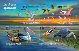 Niger. 2015 Water Birds. (222a) - Pelícanos