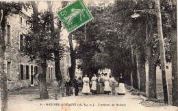 SAINT-DIDIER-EN-VELAY (SAINT-DIDIER-LA-SEAUVE) L'AVENUE SAINT-ROCHE ANIMEE - Saint Didier En Velay