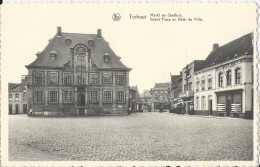 Torhout    Markt En Stadhuis. - Torhout