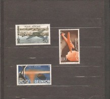 REUNION POSTE AERIENNE N°42/44 NEUF * - Airmail