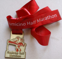 ITALIA - MEDAGLIA UFFICIALE DELLA  FIUMICINO  HALF MARATHON - Athletics