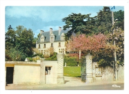 Cp, 49, Gennes Sur Loire, L'Hôtel De Ville, Voyagée 1985 - Other & Unclassified